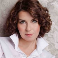 Анна Муратова