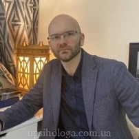 Андрей Ушаков