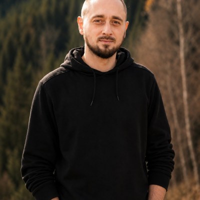 Андрій Бегар