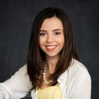 Анна Степанівна Лозова