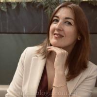 Олена Романенко