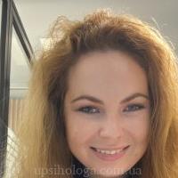 Анна Крамар