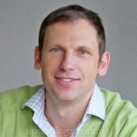 Михаил Дикий