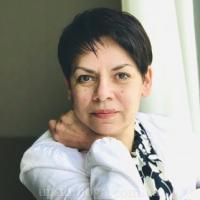 Ольга Плахотнікова