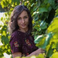 Олена Сухова